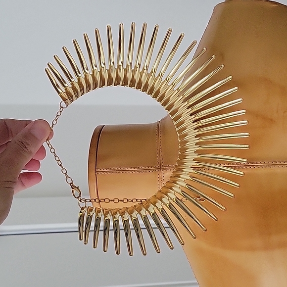 Necklace - Picture 3 of 3